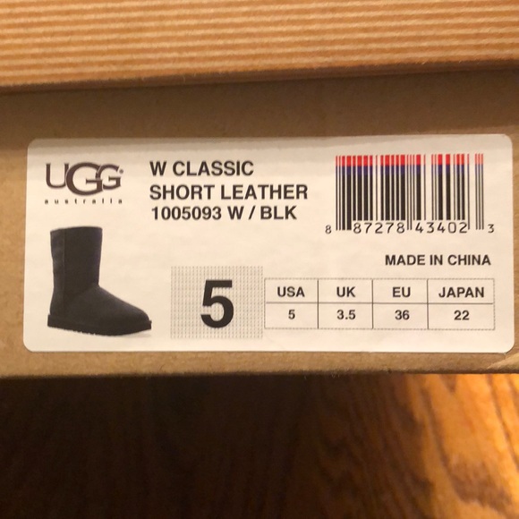 UGG Shoes - UGG classic short black leather boots size 5 W/K